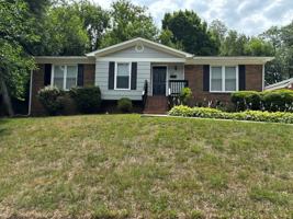 featured image of 421 Forest Hill Ave