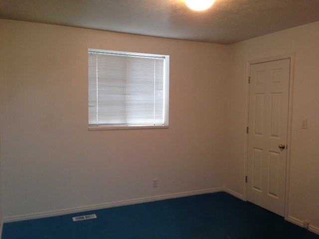 Holdaway - Photo 6 of 17