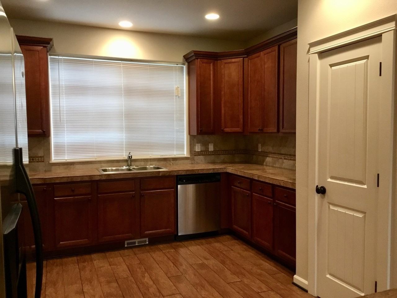 10012 Se Old Town Ct - Photo 4 of 25