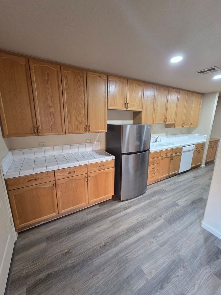 3600 Nadia Ct - Photo 4 of 18