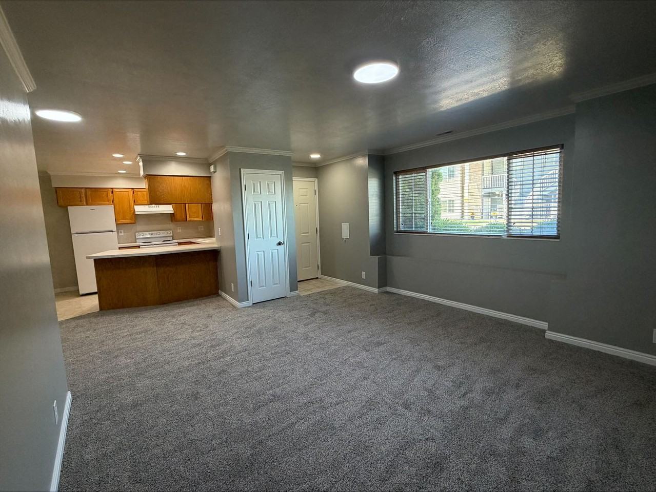 390 W 4900 S #16 - Photo 5 of 22