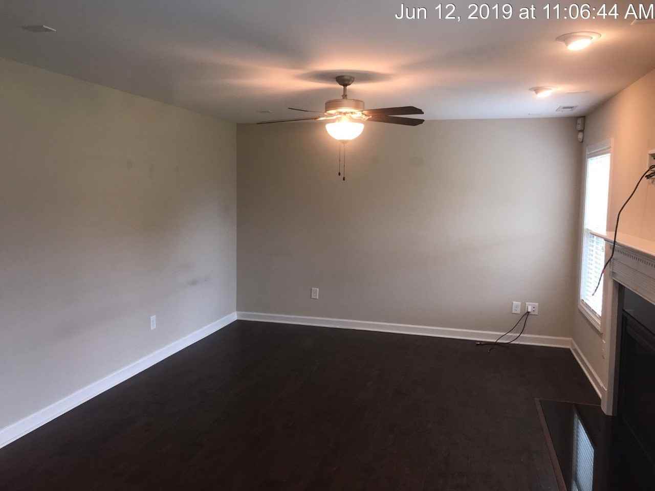 124 Sorrel Ct - Photo 6 of 33