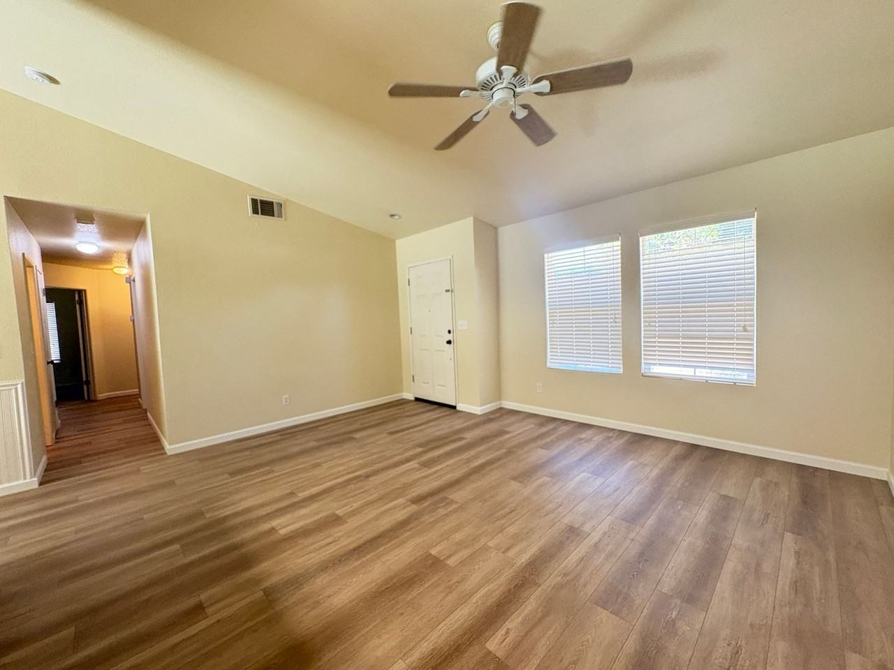 1244 Ivywood Dr - Photo 4 of 26