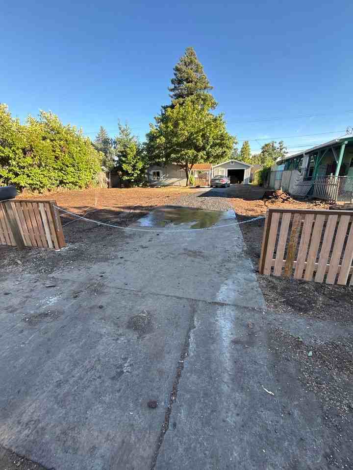 1247 C St - Photo 2 of 2