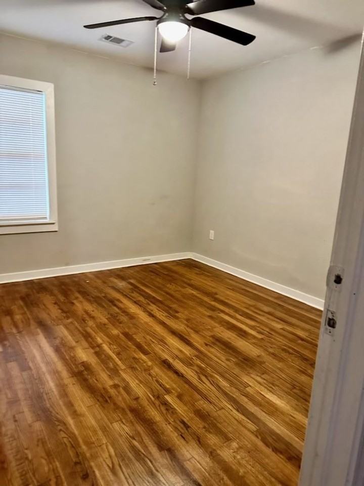 620 Lawrence Rd - Photo 7 of 9