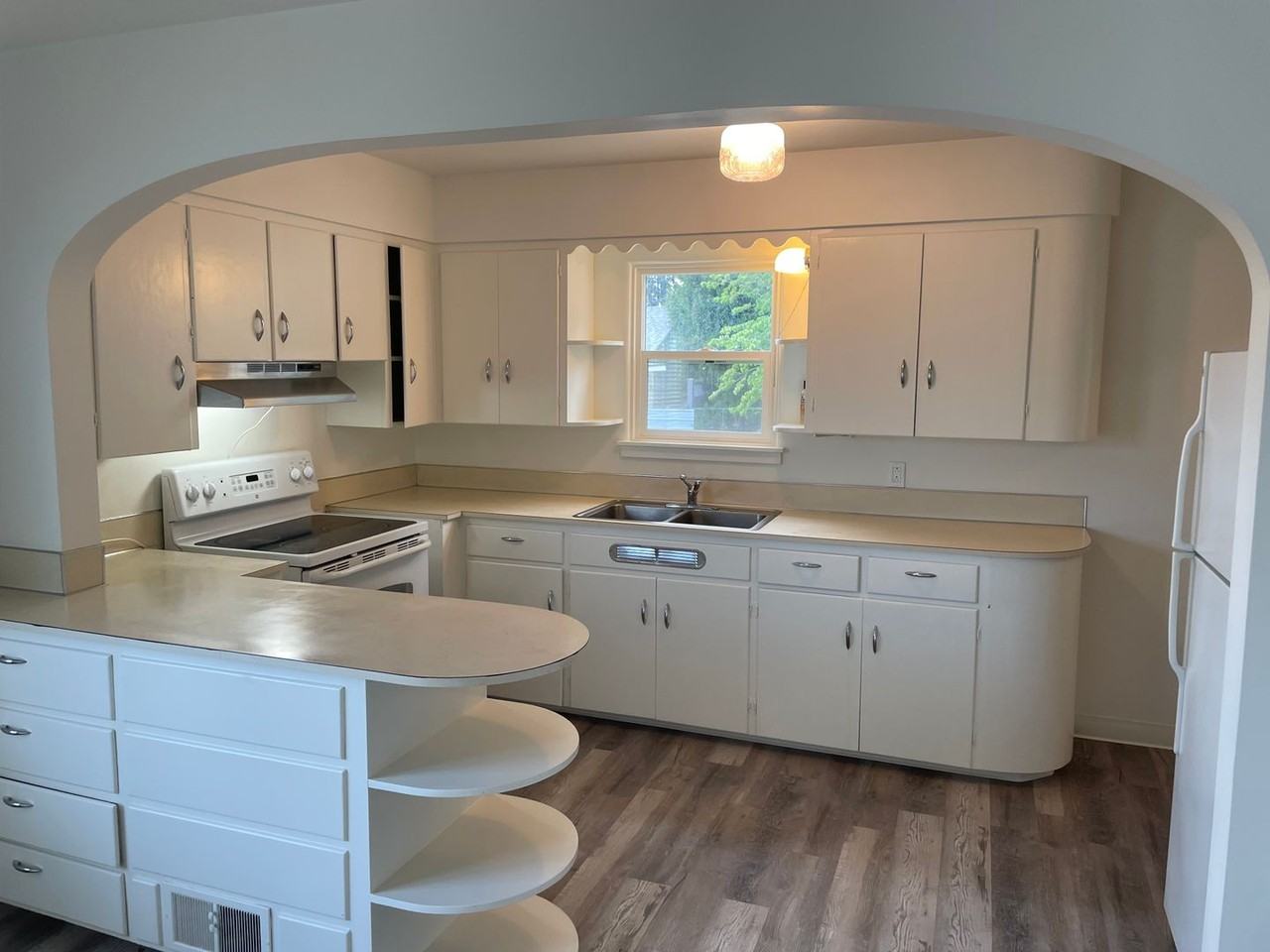 1018 S 31st Ave - Photo 5 of 10