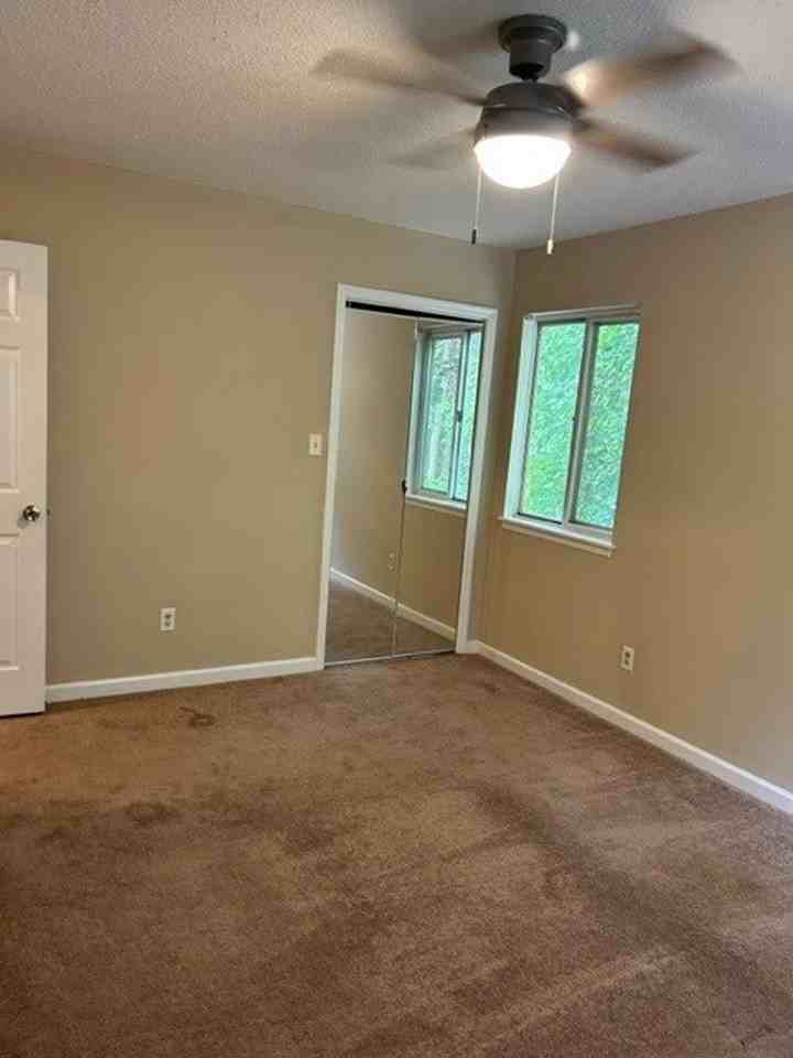 6131 Old Plank Rd - Photo 4 of 9