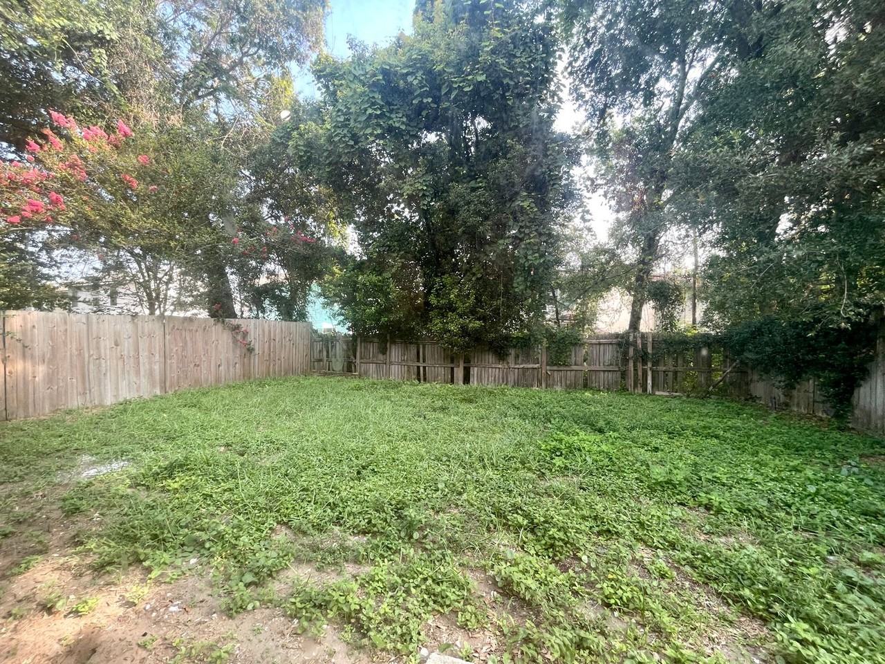 7329 Lawn Tennis Ln