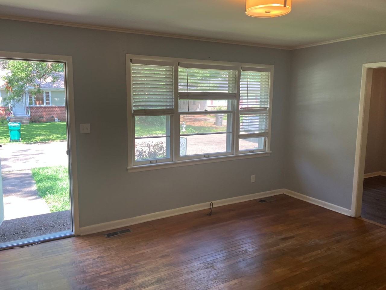 620 Hibner St - Photo 2 of 11