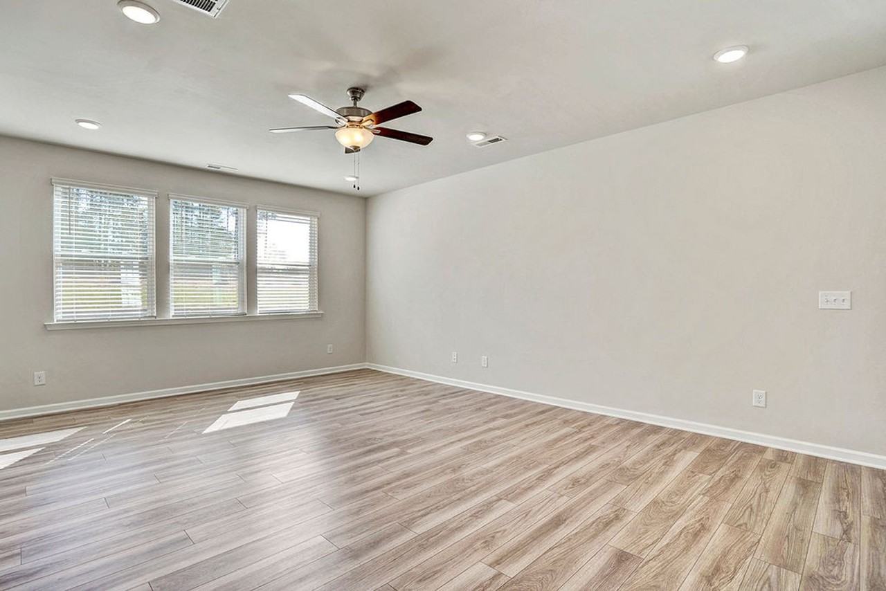 160 Wood Orchid Ln - Photo 6 of 32