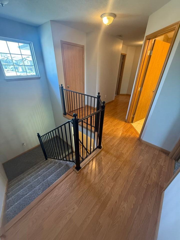 619 W Pine St - Photo 7 of 12