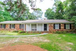 featured image of 116 Greenbriar Trl #1