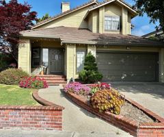 featured image of 3335 Mountain Dr