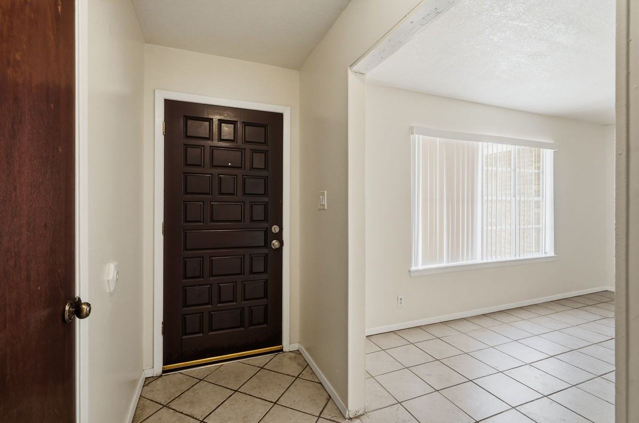 96 Flint Rock Trl - Photo 2 of 21