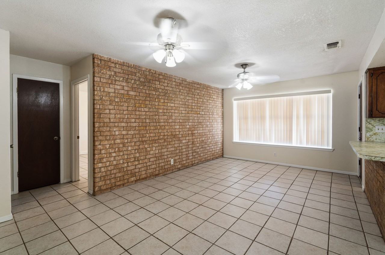 96 Flint Rock Trl - Photo 4 of 21