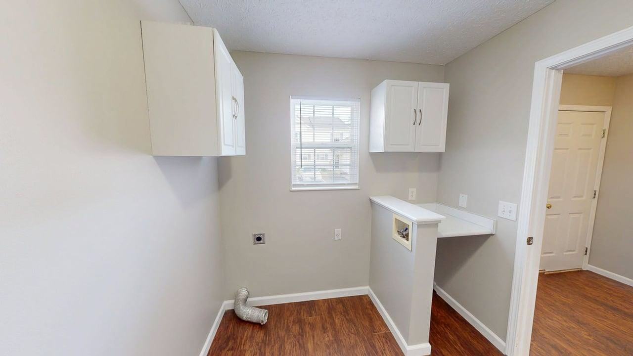 6752 Lagrange Dr - Photo 3 of 23