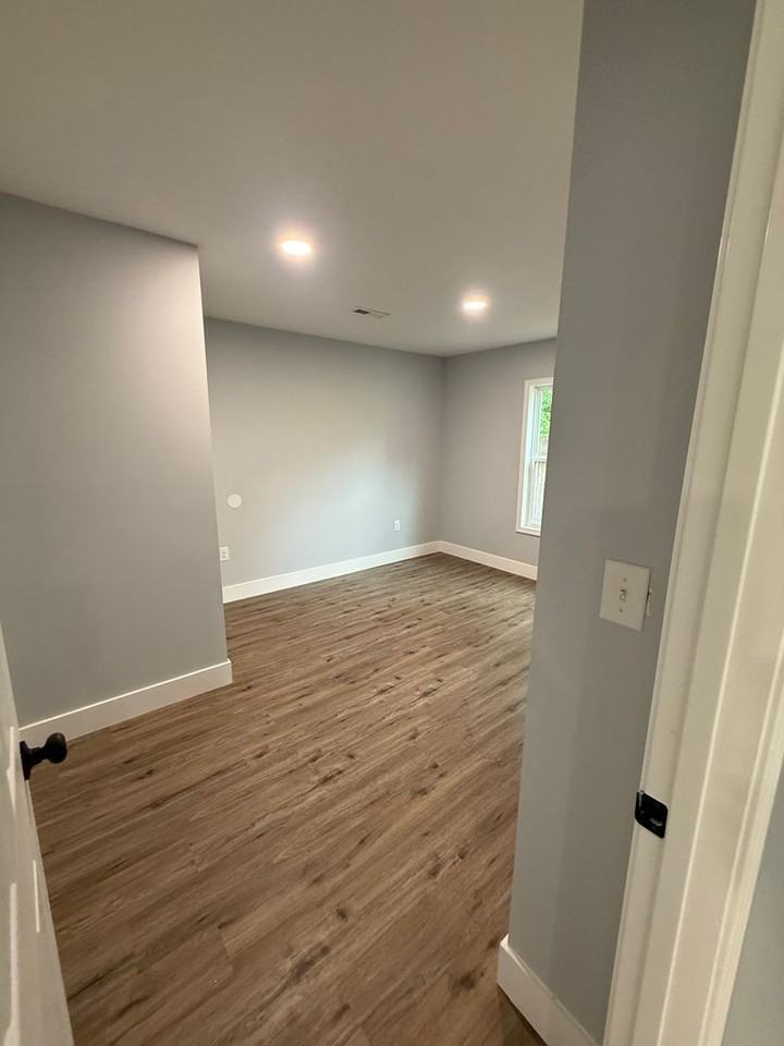 3913 Pine Ave Sw - Photo 5 of 13