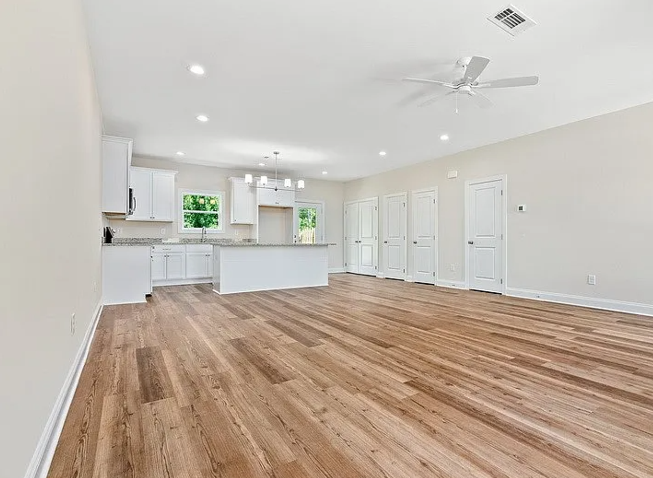 3260 Academy Dr - Photo 3 of 20
