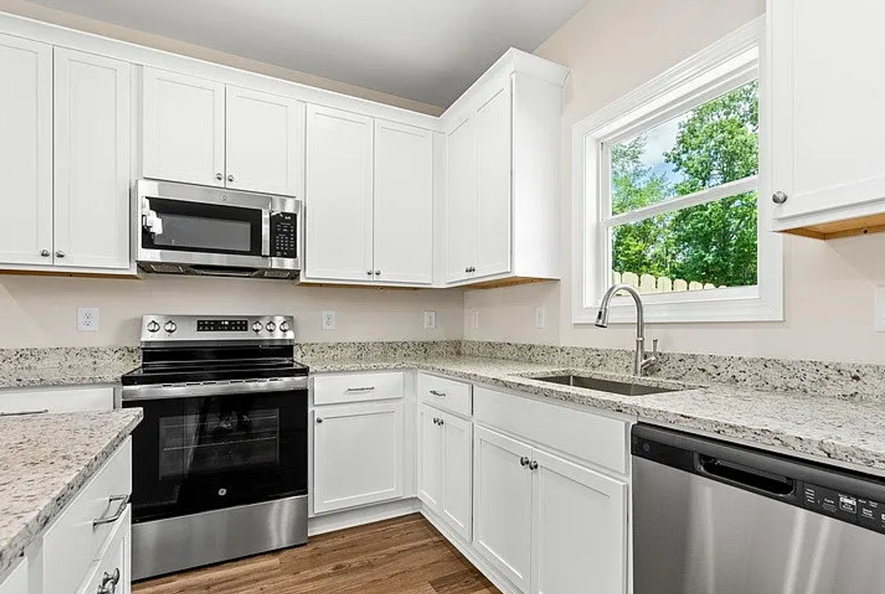 3260 Academy Dr - Photo 6 of 20