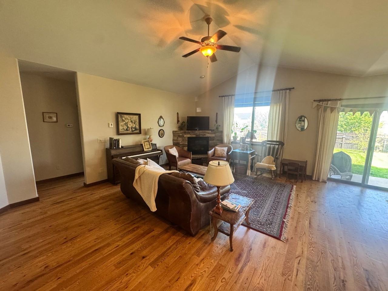 4791 Triumph St - Photo 2 of 23