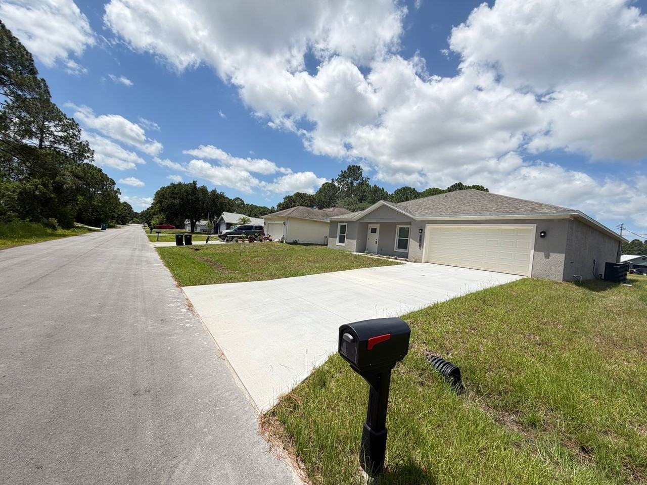 2614 Palomar Ave Se - Photo 4 of 50