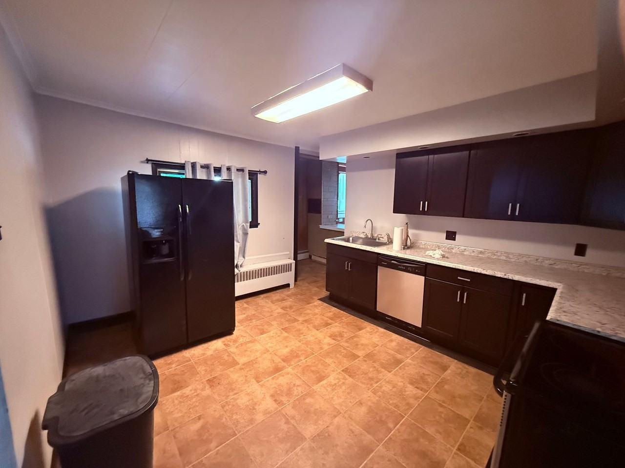 1750 Brick Ave - Photo 2 of 18