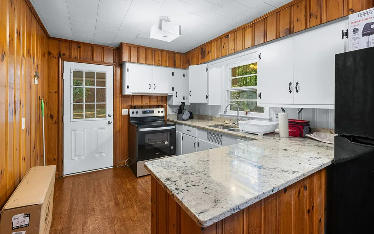 308 Buchanan Cir - Photo 4 of 13