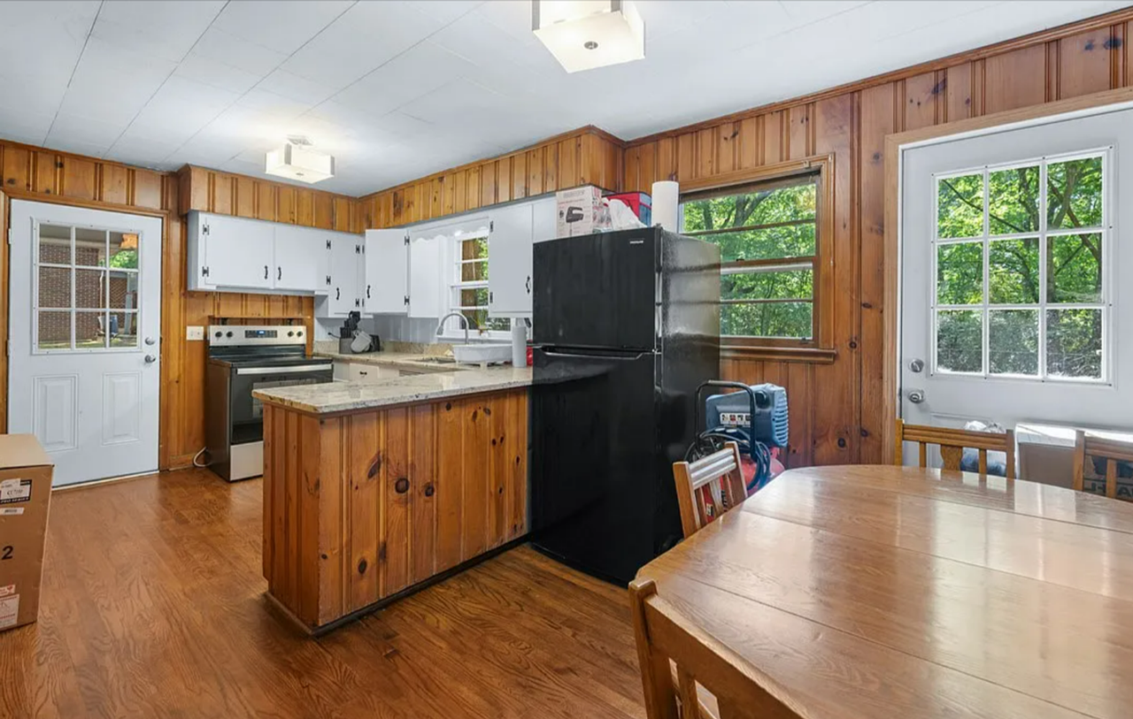 308 Buchanan Cir - Photo 5 of 13