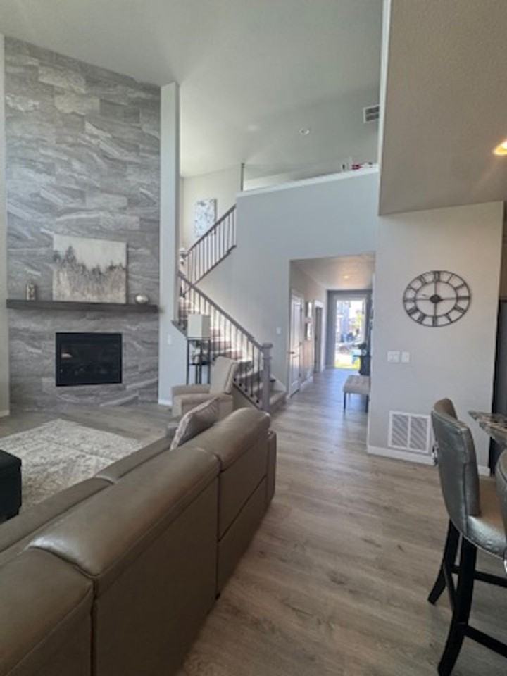 7983 Pennydale Dr - Photo 7 of 36