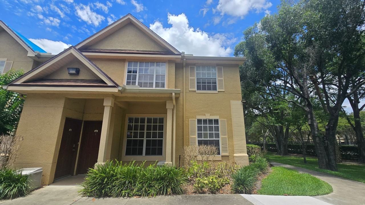 819 Grand Regency Pointe #102 - Photo 2 of 29
