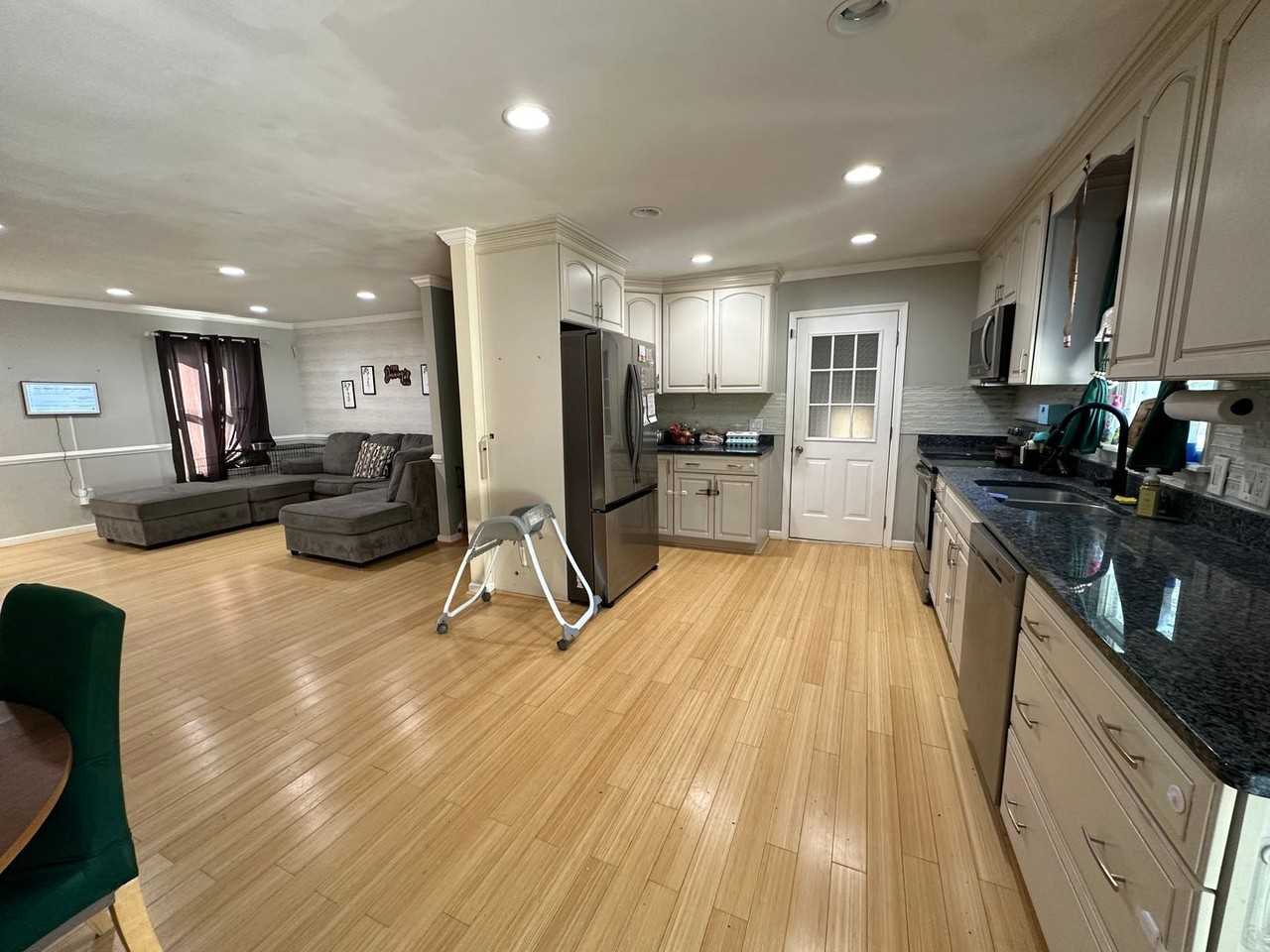 108 Jason Dr - Photo 2 of 11