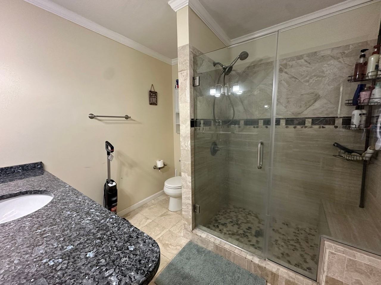 108 Jason Dr - Photo 4 of 11