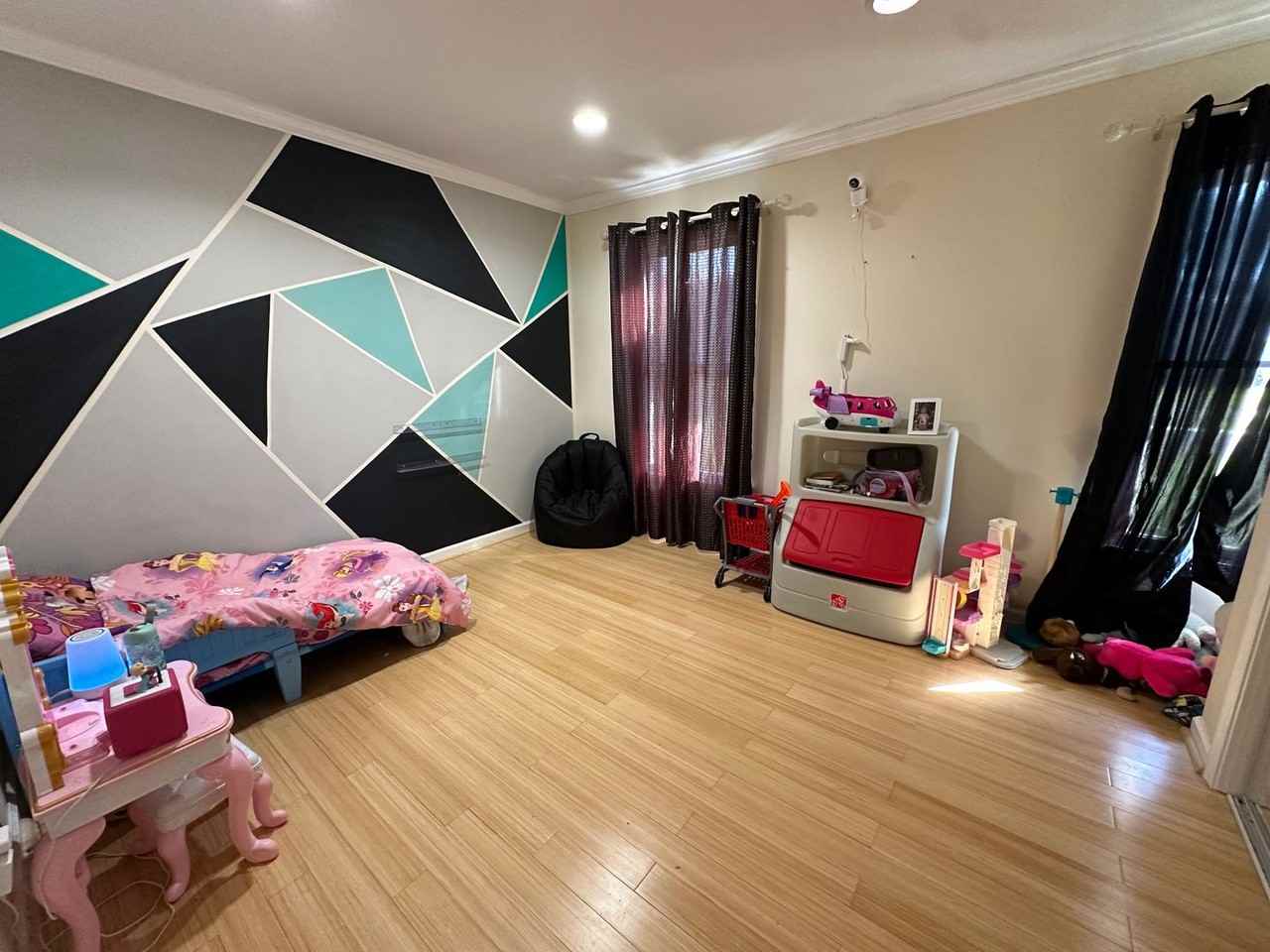 108 Jason Dr - Photo 6 of 11