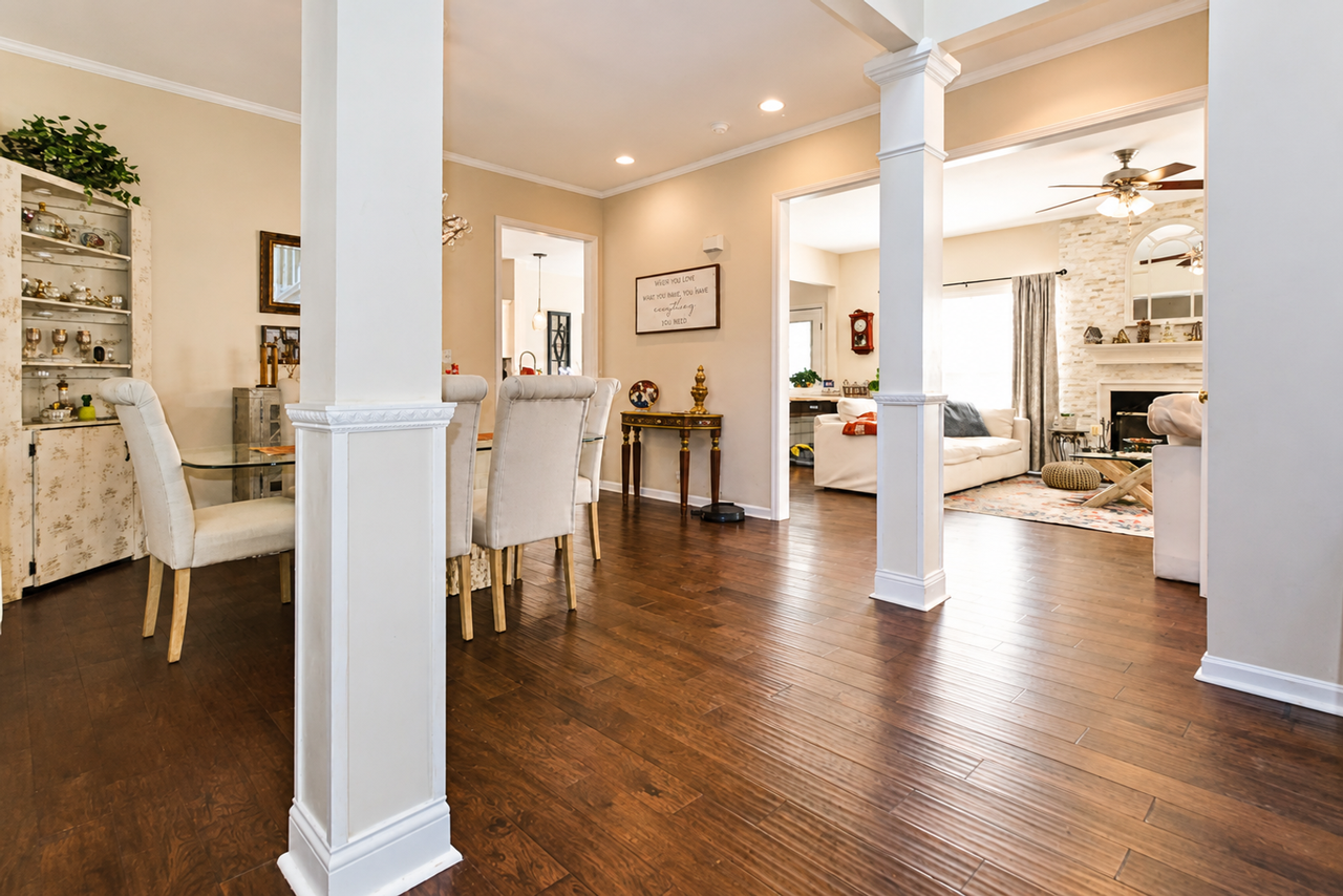 15700 Beckley Hills Dr - Photo 3 of 20