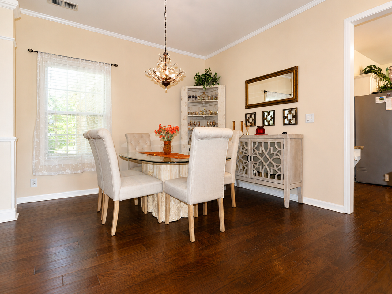 15700 Beckley Hills Dr - Photo 4 of 20