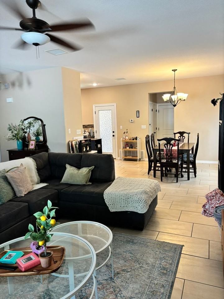 6577 Hoop St - Photo 6 of 34