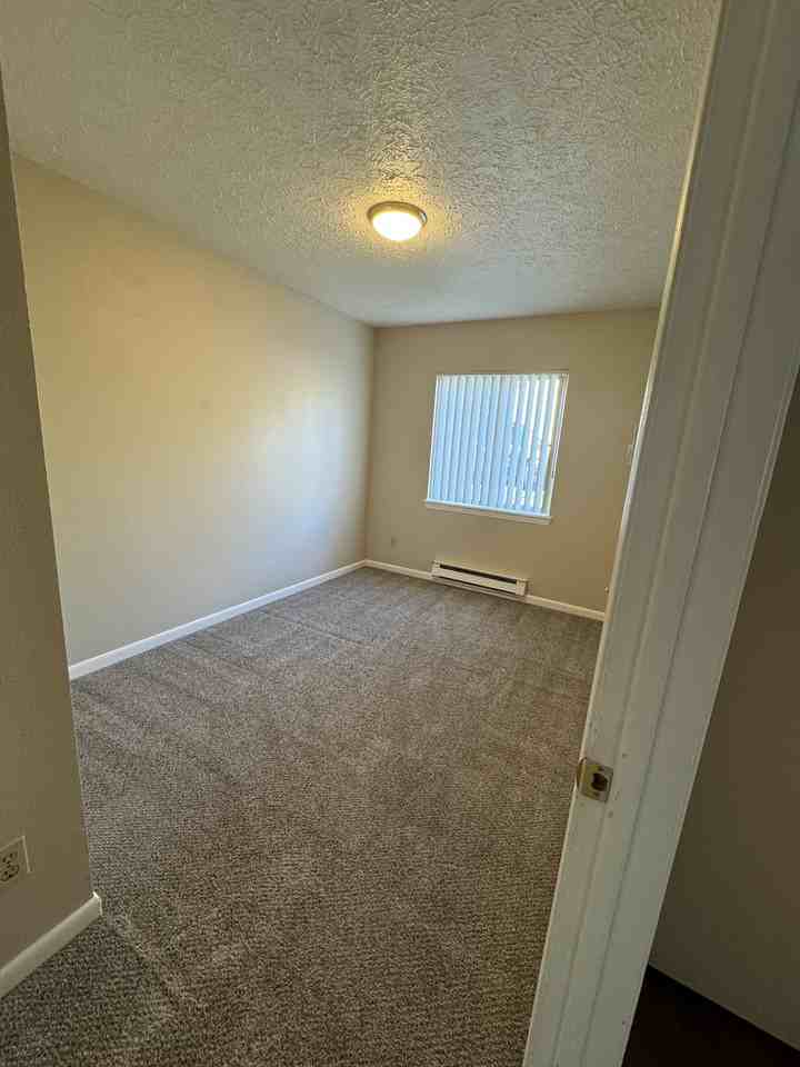 481 S Oman Rd #481H - Photo 4 of 21