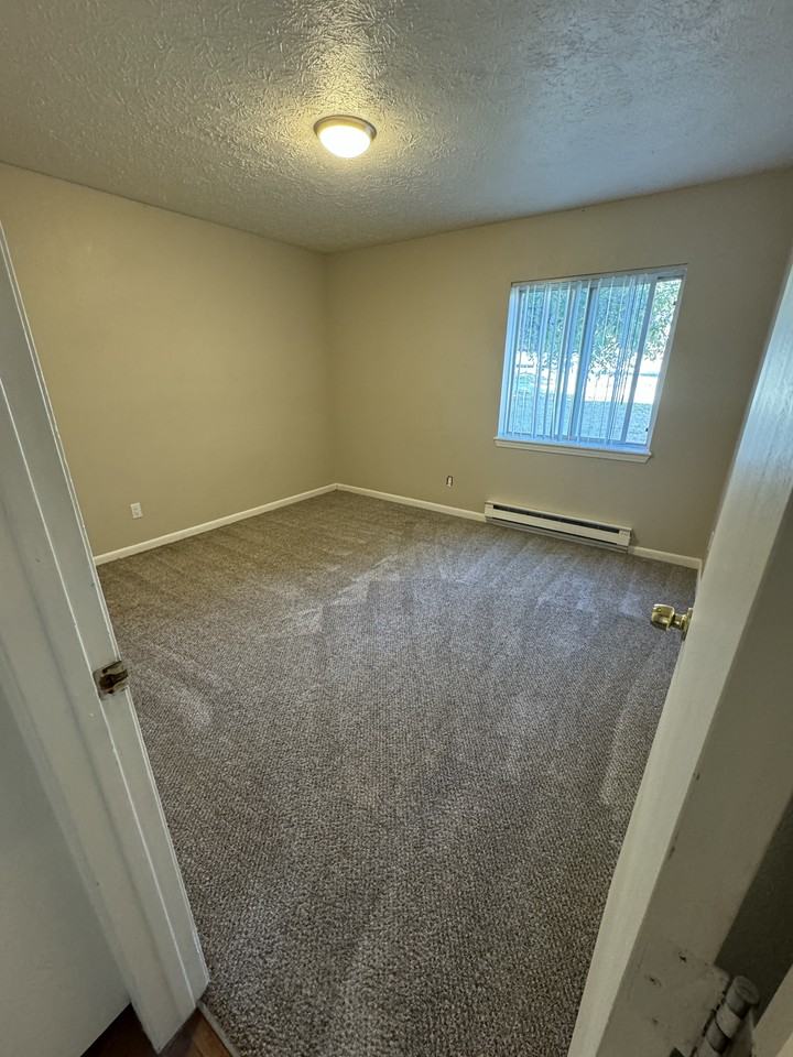 481 S Oman Rd #481H - Photo 5 of 21