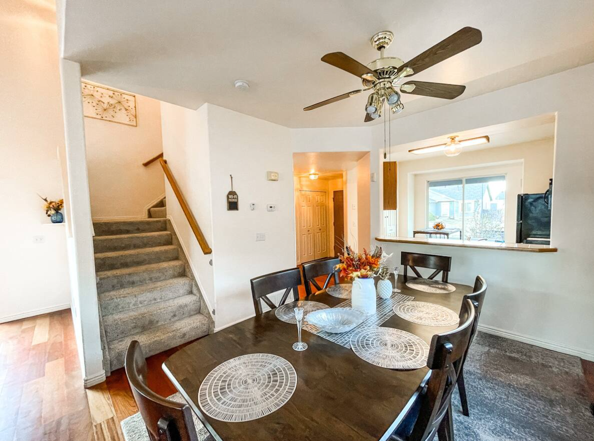 1565 Gumwood Dr #1 - Photo 5 of 30