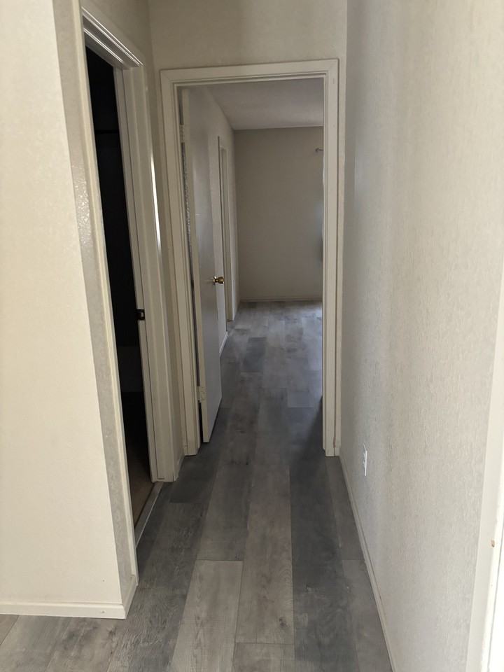 11269 E 27th St #1 - Photo 7 of 11