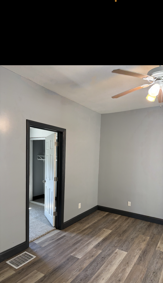 431 Albright St Se #1 - Photo 3 of 14