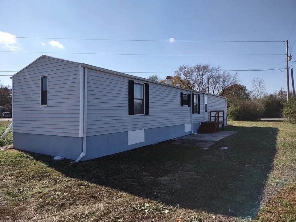 1717 Roscoe Howey Rd #1 - Photo 2 of 6
