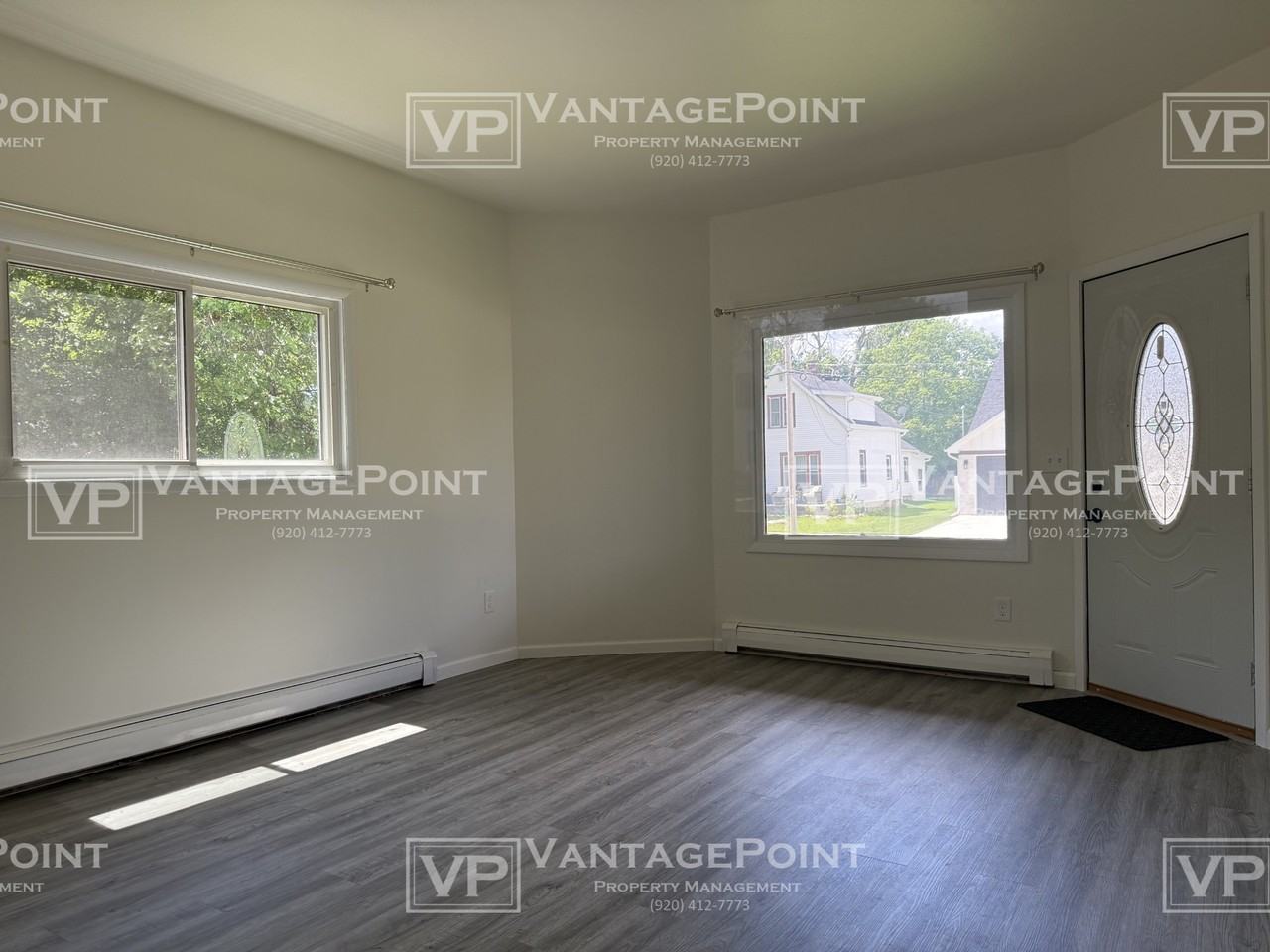 415 6th St - Photo 4 of 22