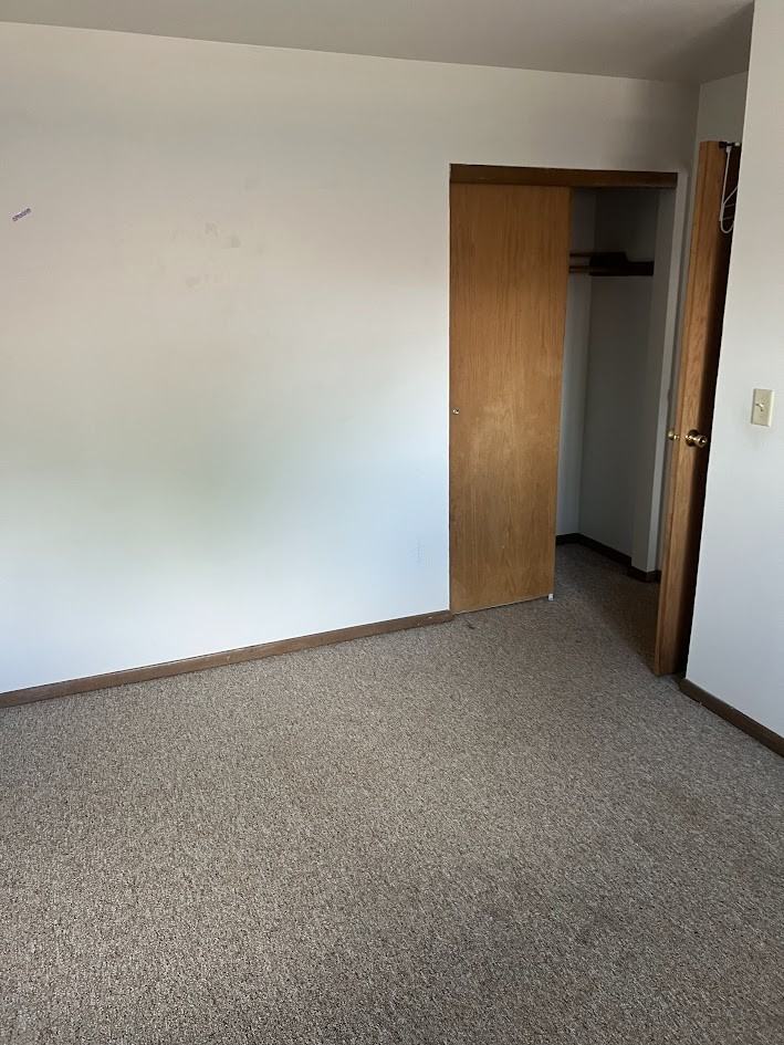 16 S Pontiac Dr #7 - Photo 5 of 10