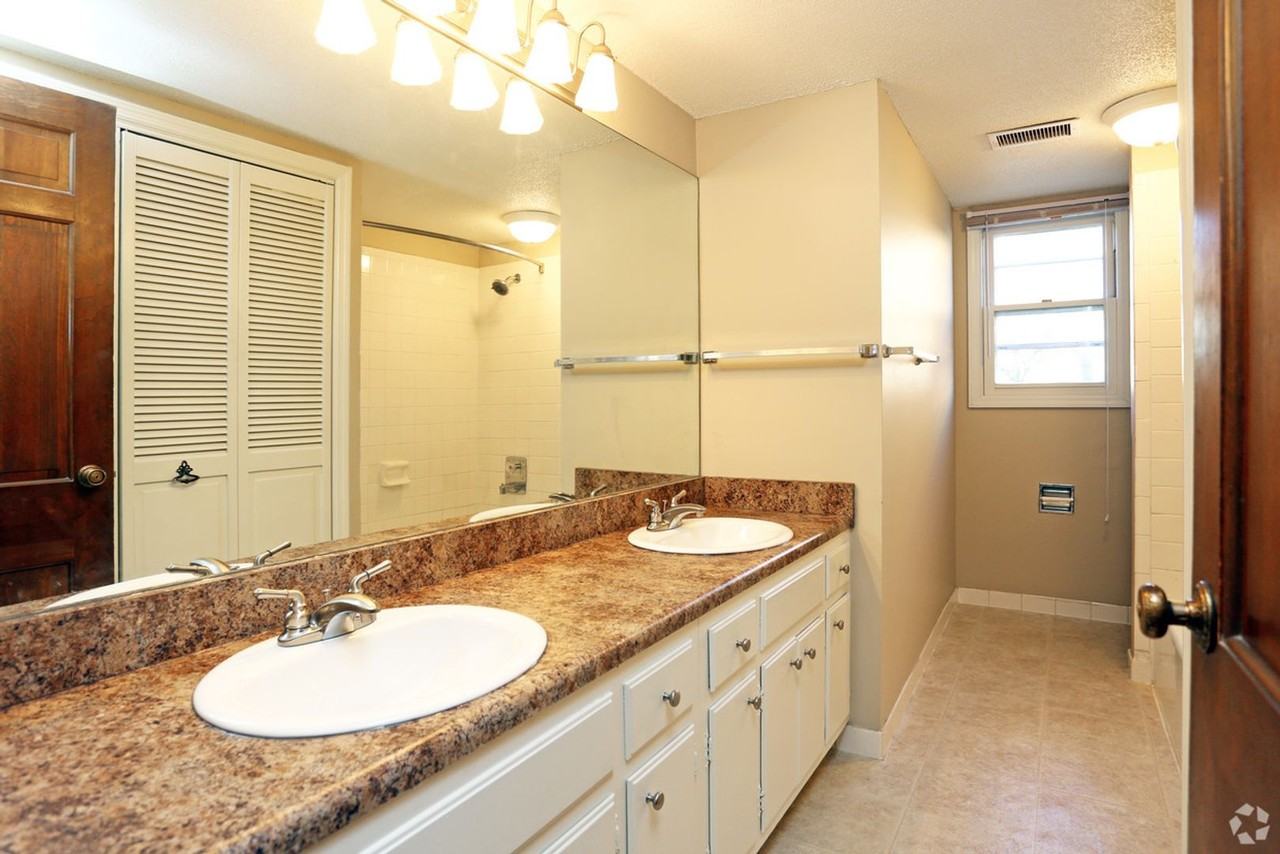 The Heights Apartments - Photo 7 of 50