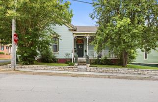 324 W 9th St #1 - Photo 1 of 1