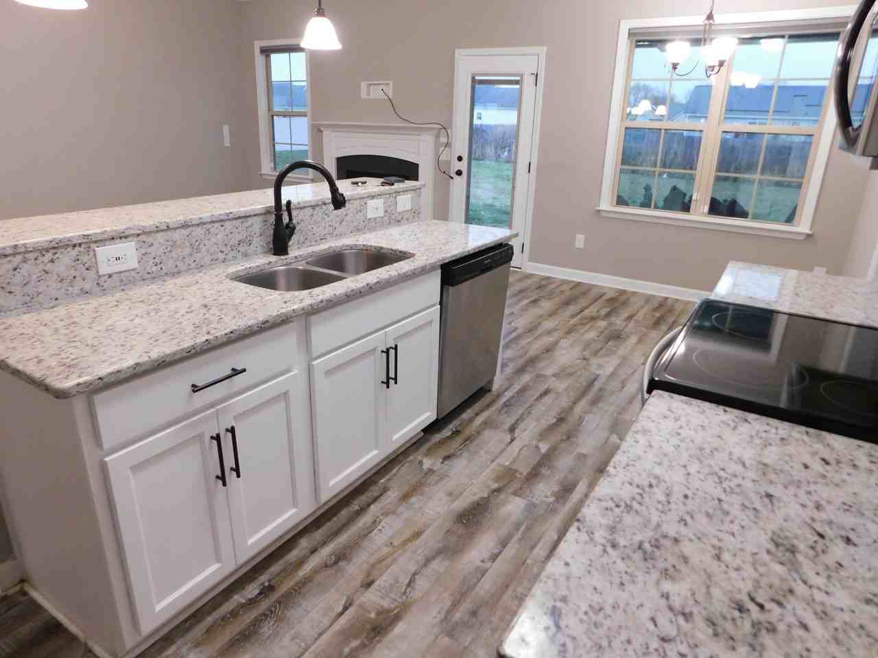 204 Shepherds Field Dr #1 - Photo 5 of 11