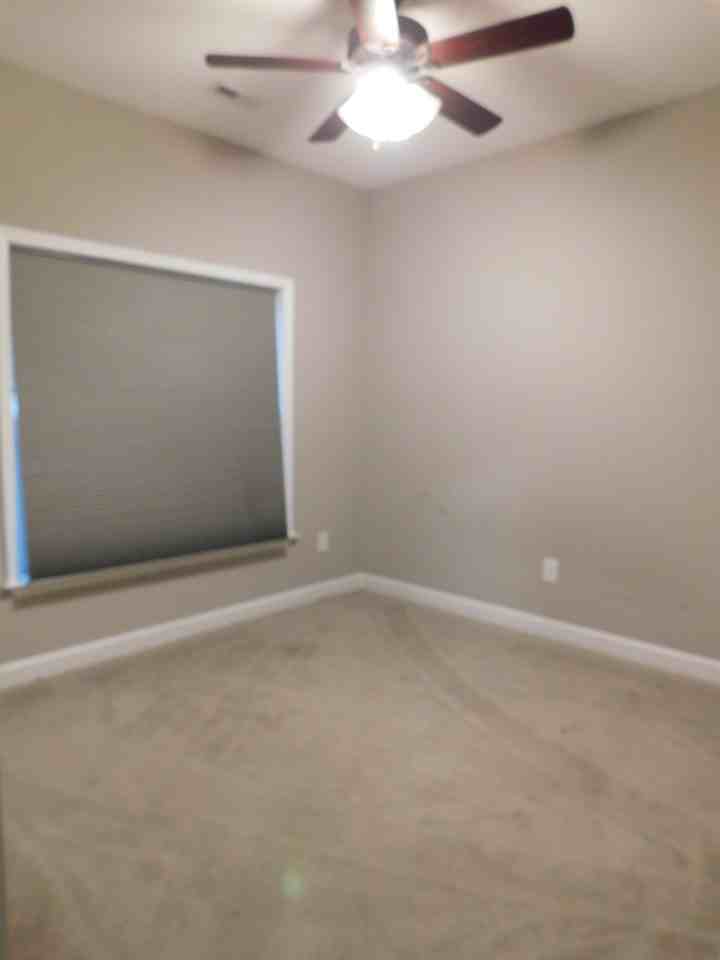 204 Shepherds Field Dr #1 - Photo 7 of 11
