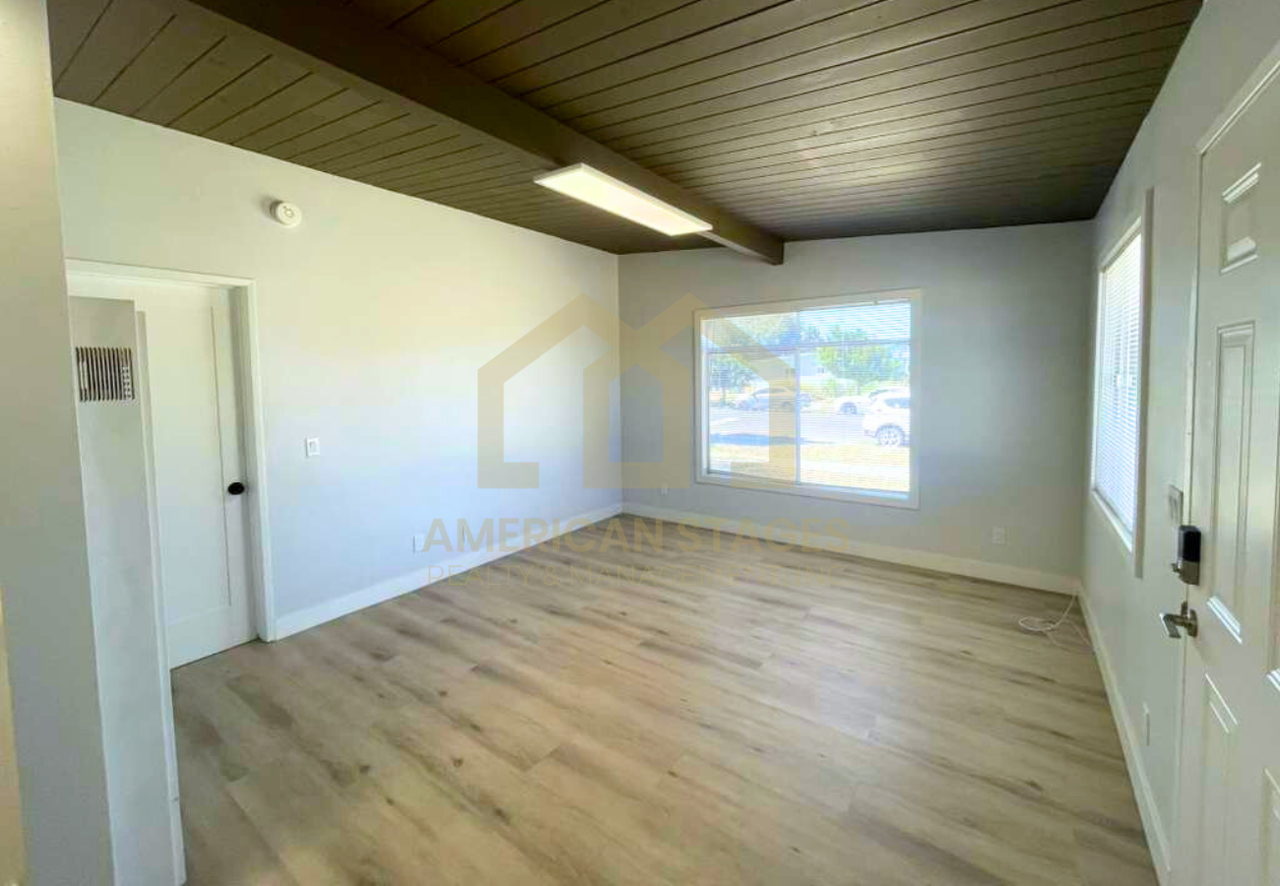 324 N L St #D - Photo 4 of 16