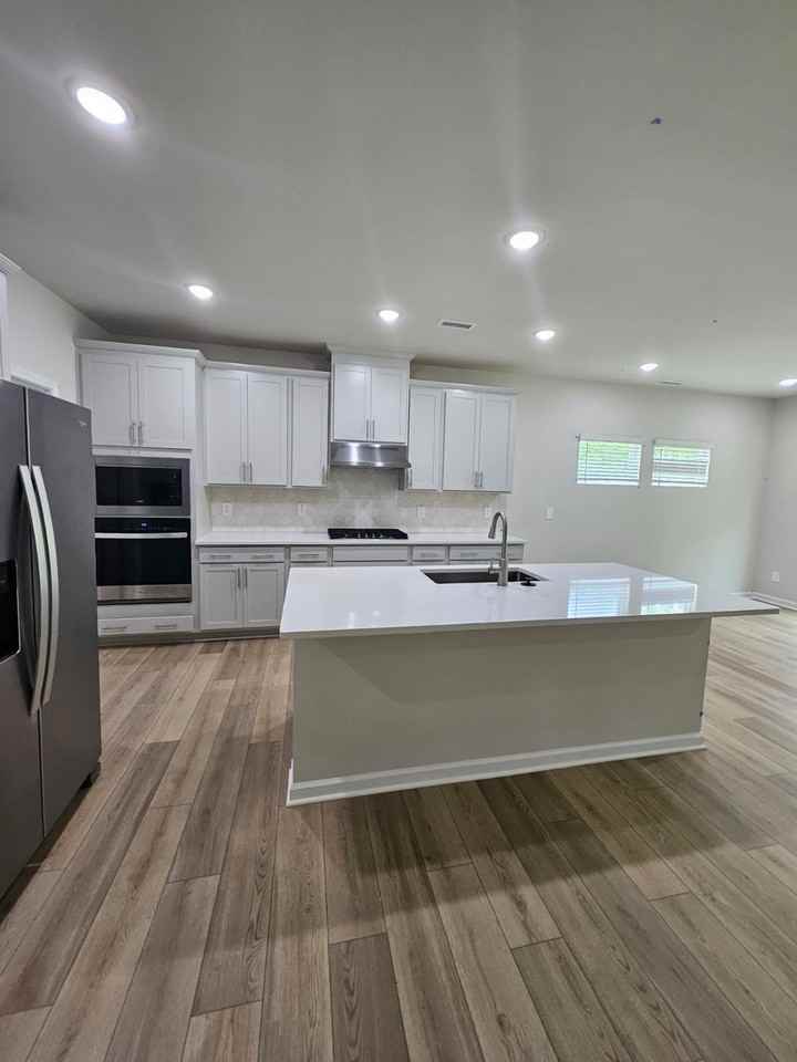 324 Karlov Rd #1 - Photo 3 of 35